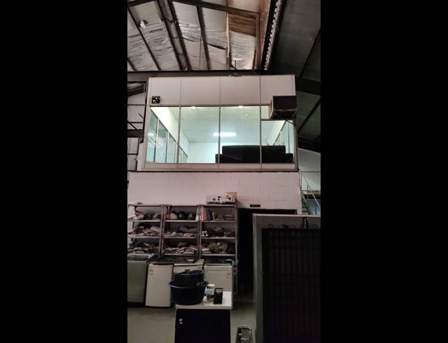 INDUSTRIAL PROPERTY TO RENT IN EPPING